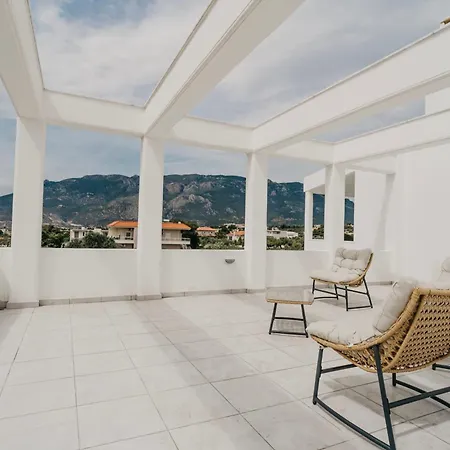 Areti White Villa *