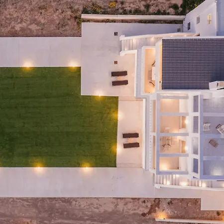 Areti White Villa Loutráki